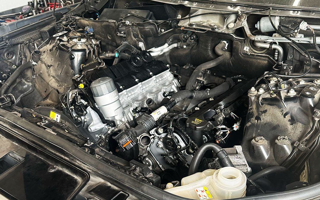 Top 5 Performance Issues Caused by a Failing Land Rover Engine